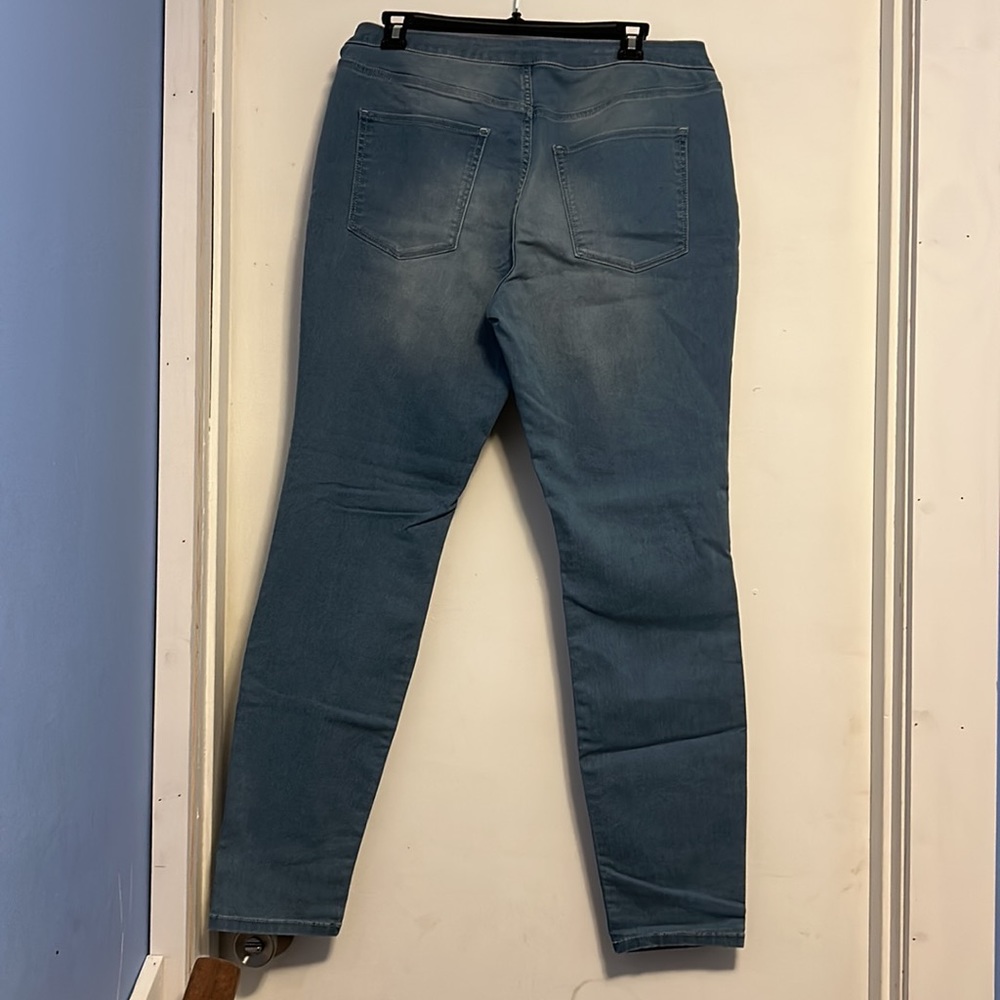 Women’s size 13 Decree light blue high rise jeggings - Picture 2 of 2